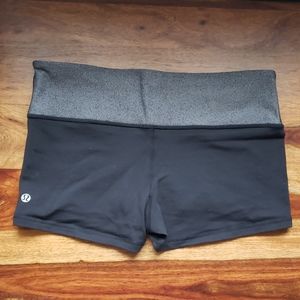 (🌟 2/$36) Black Lululemon shorts